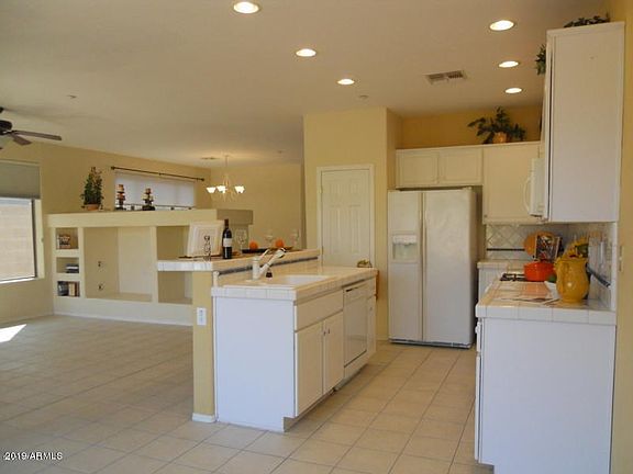 Bright and Open Kitchen