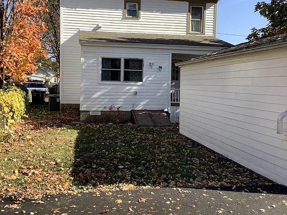 5th image of 6 Flandreaux Ave
