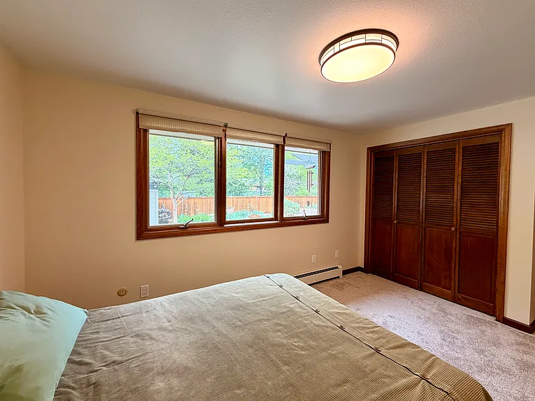 2225 Jewel St — Photo 34