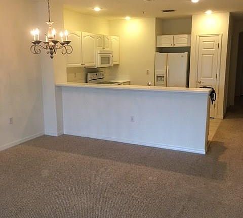 5th image of 900 Canopy Walk Ln APT 922