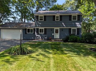 340 Village Ln, Rochester, NY 14610