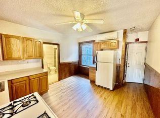 4 Garden Court St #5A, Boston, MA 02113