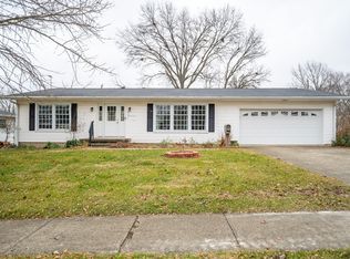 315 Redbud Ln, Greencastle, IN