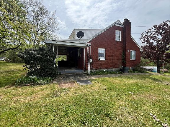 2nd image of 121 Dorschling St