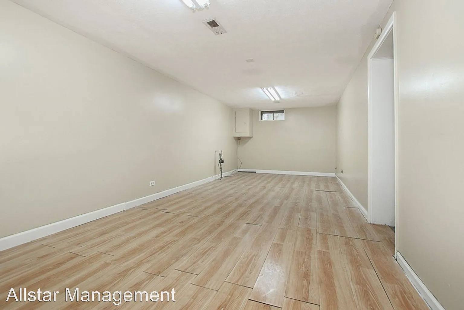 14512 Brunswick Ave photo 1