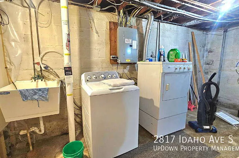 2817 Idaho Ave S — Photo 14