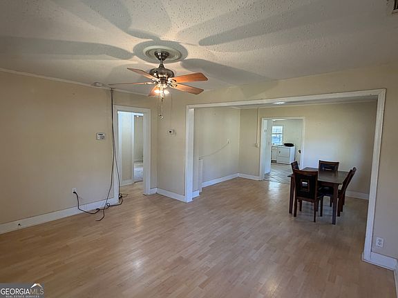 3rd image of 207 Eaker Dr