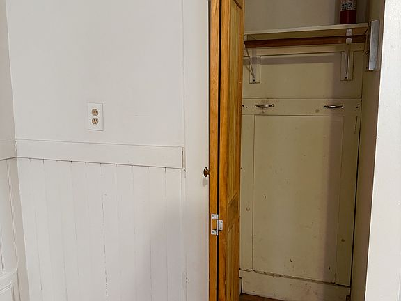 4th image of 274 Main St #1-R