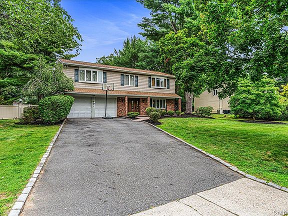 2nd image of 68 Butterfield Drive