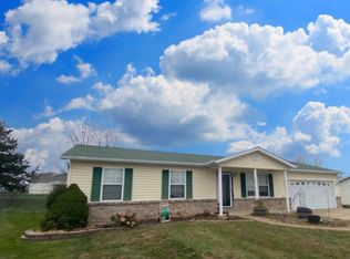 28 Rawhide Ct, Warrenton, MO 63383
