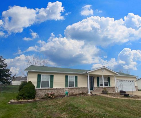 28 Rawhide Ct, Warrenton, MO 63383