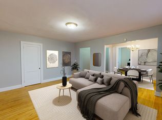 A L'aise, Cincinnati, OH 45208