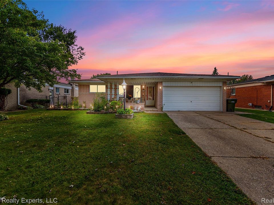 1st image of 35285 Lana Ln