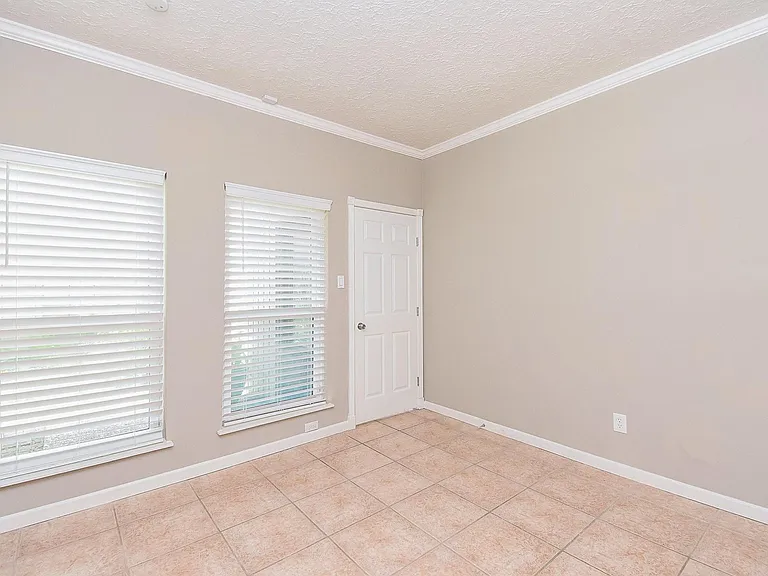 9400 Doliver Dr #56 — Photo 34