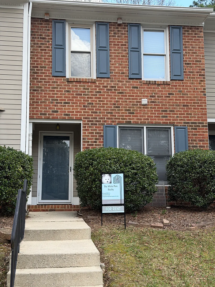 Building Photo - 86 Forest Oaks Dr