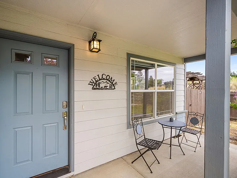 61095 Borden Dr — Photo 3