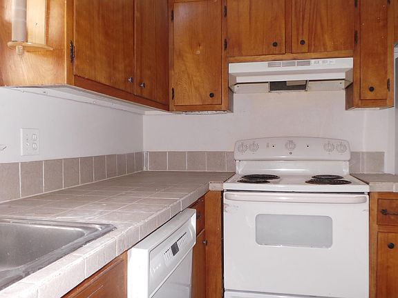 3rd image of 12207 Jennell Dr