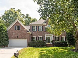 127 Abbotsbury Ct, Waxhaw, NC 28173