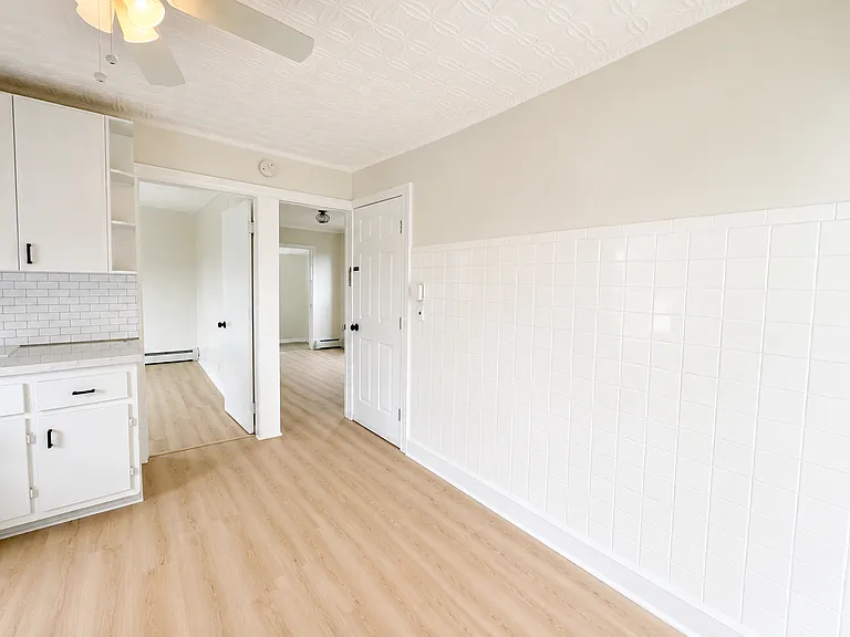 115 Columbus Pl #3 — Photo 7