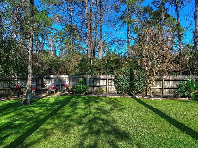 28 Fallenstone Dr — Photo 22