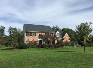 215 Falon Ln, Coatesville, PA 19320