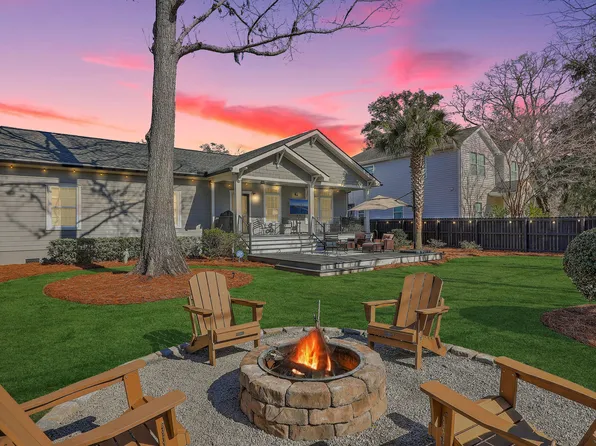 1987 Hollings Rd, Charleston, SC 29412