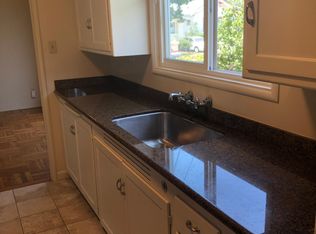 1506 Paru St #B, Alameda, CA 94501