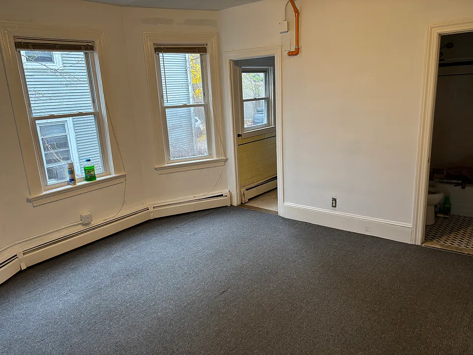 24 Doyle Ave #3