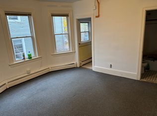 24 Doyle Ave APT 3, Providence, RI 02906
