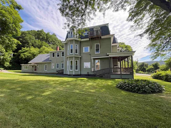 533 South Main Street, Hartford, VT 05001