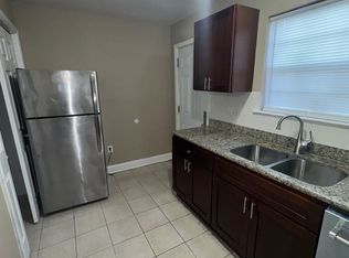 566 S Flannery Rd APT B, Baton Rouge, LA 70815