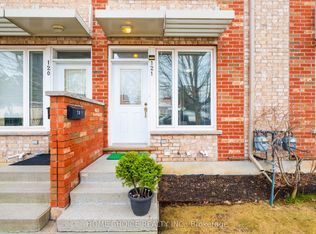 10 Fairwood Cres #121, Toronto, ON M1E3T1