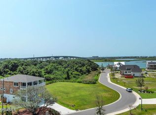 105 Gallants Point Road, Beaufort, NC 28516