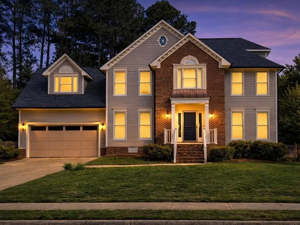 2709 Iman Dr, Raleigh, NC 27615