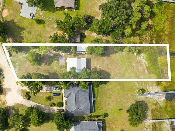 2nd image of 3620 Seminole Ln