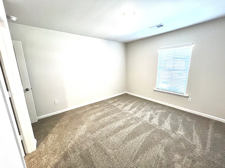 60 Ruffian Ct — Photo 41