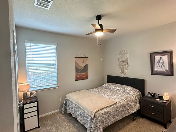 Downstairs bedroom/office/ mother in law