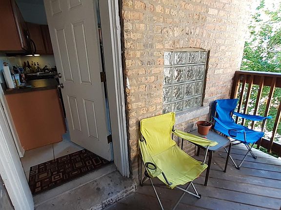 2nd image of 3402 W Cortland St #2
