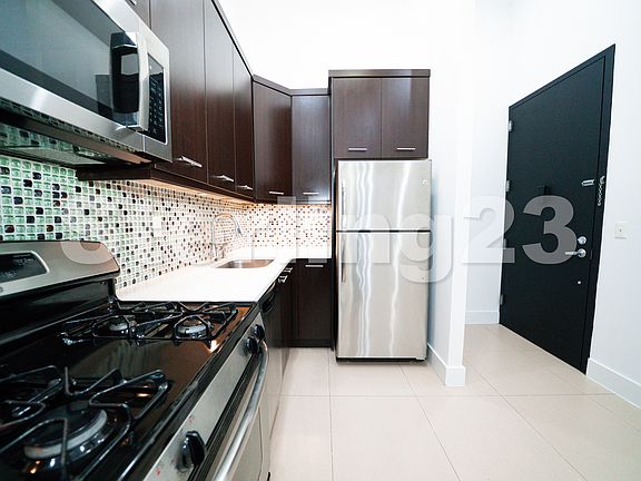 3rd image of 25-71 22nd St #3R