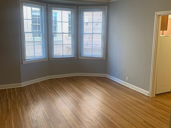 3rd image of 2855 Polk St #203