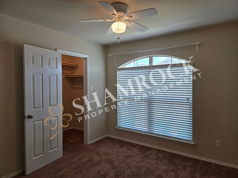 3208 Jackal Dr — Photo 15
