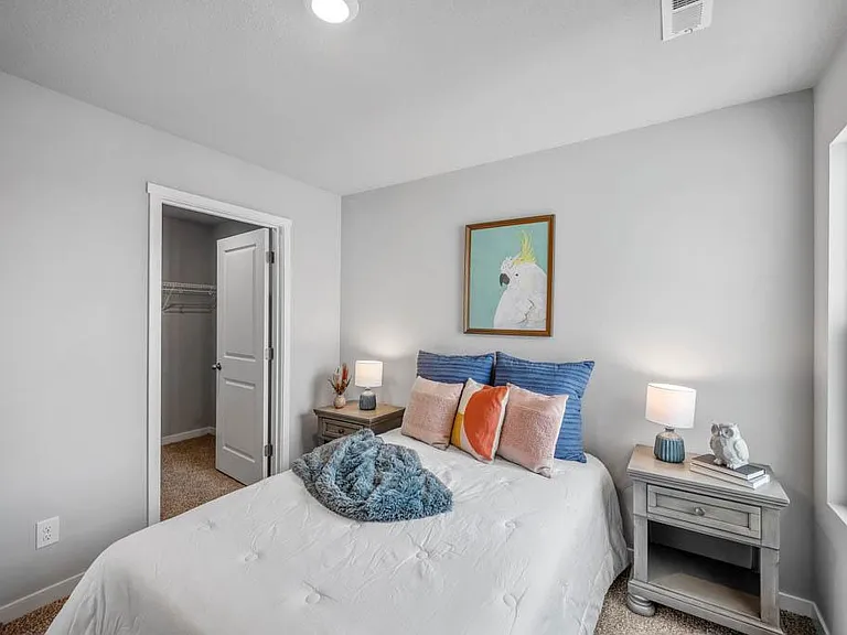 7806 N 95th Ave — Photo 12
