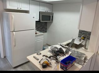 34 Francine Ct, Staten Island, NY 10306