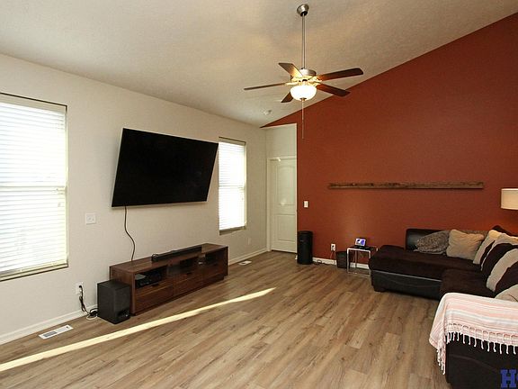5th image of 1621 La Plata Dr