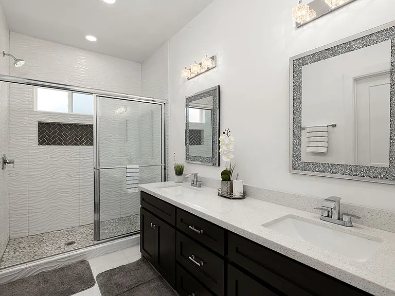 6001 N Playa Del Sol St — Photo 17