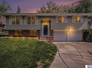 5620 S 140th Ave, Omaha, NE 68137