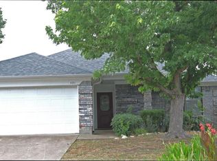 401 Scrub Oak Ct, Fort Worth, TX 76108