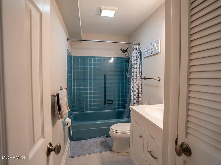5C Twin Rivers Dr #C — Photo 14