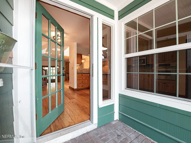 1745 Ocean Grove Dr — Photo 3