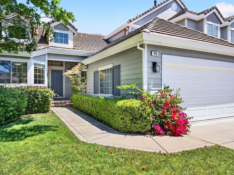 509 Suisun Ct — Photo 2